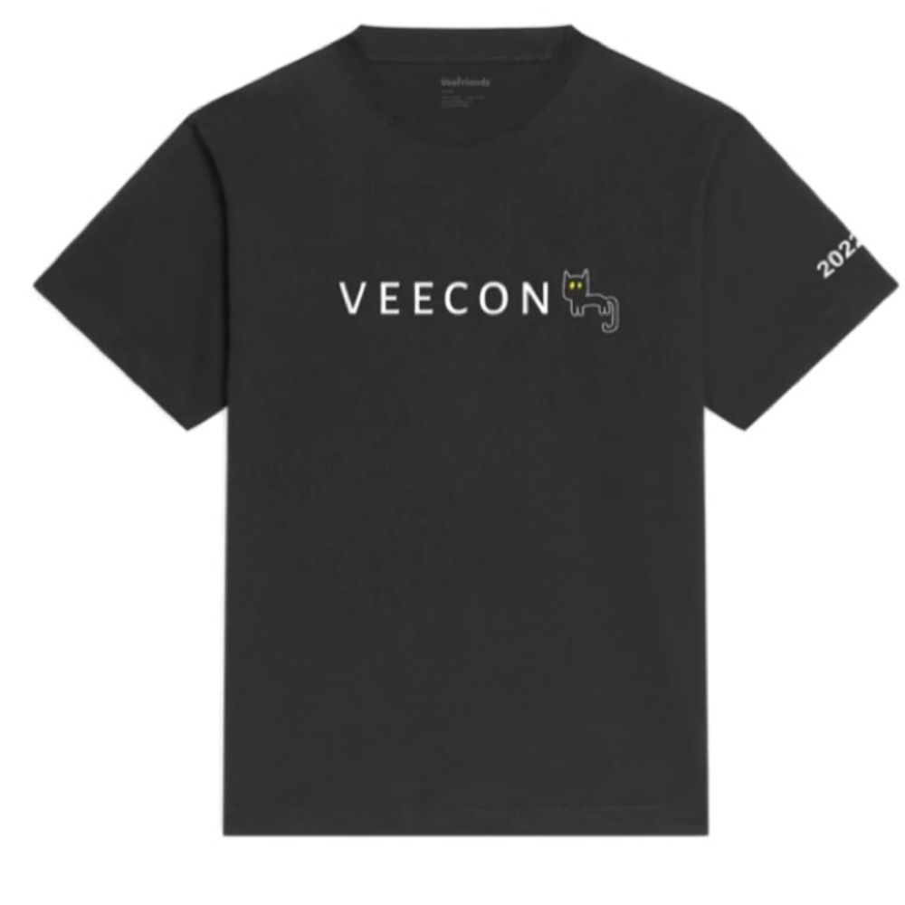 VeeCon 22 Missprint Veefriends VVVVV Lucky Black Cat souvenir shirt NWT